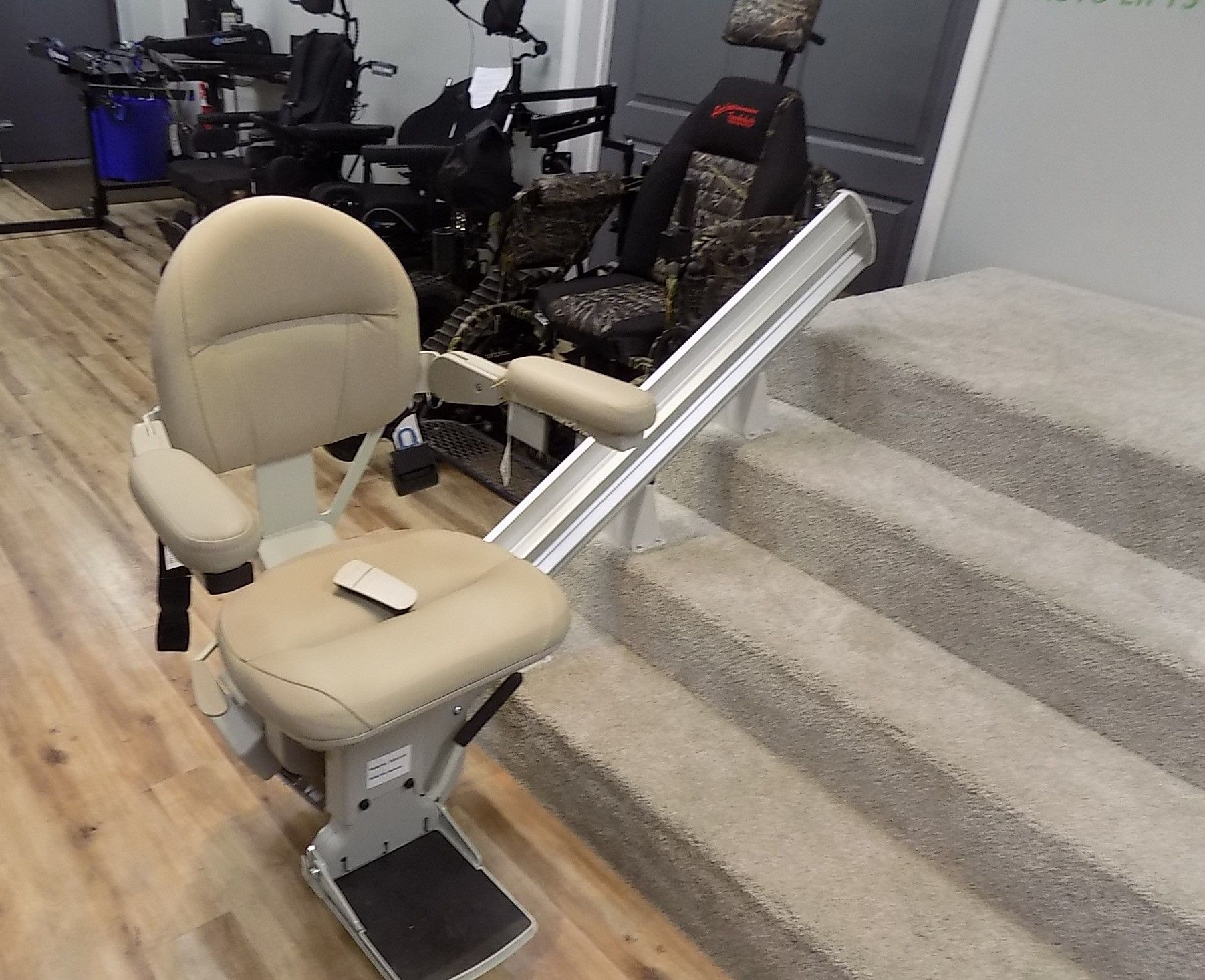 svc1 stair lifts (1)